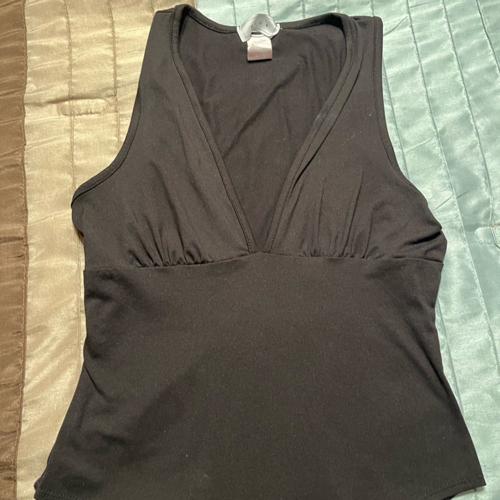 Low plunge black body suit